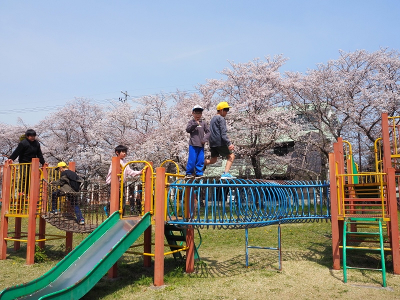三本松公園で遊ぶ